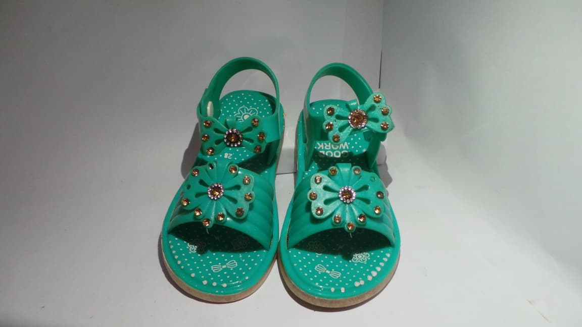 Cute Baby Green Sandals for Girls – Soft & Comfortable